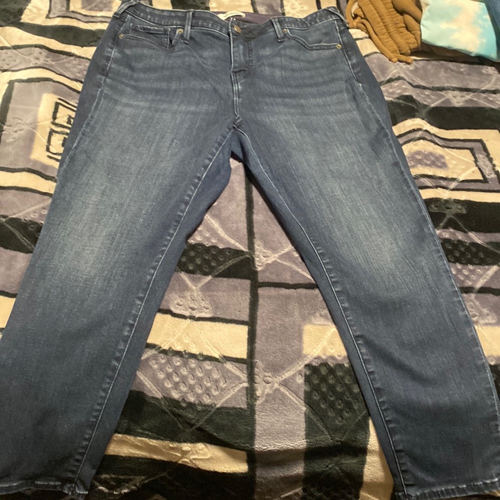 True religion dark colored jean ankle pants